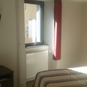hotel pays de salers