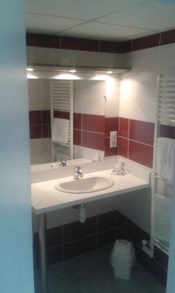 hotel pays de salers